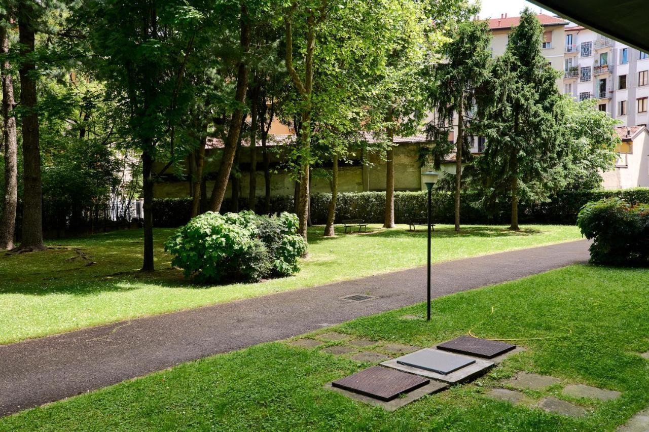Farini Apartment Milaan Buitenkant foto